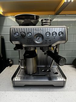 Breville Barista Express Espresso Machine