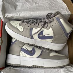 Nike Dunks 