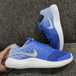 Nike Shoes Size 5 Cm 23.5 Cm Hacen Realmente Un 7 Y Medio De Mujer 