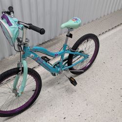 Girls Schwinn Deelite 20" Bike - Mint
