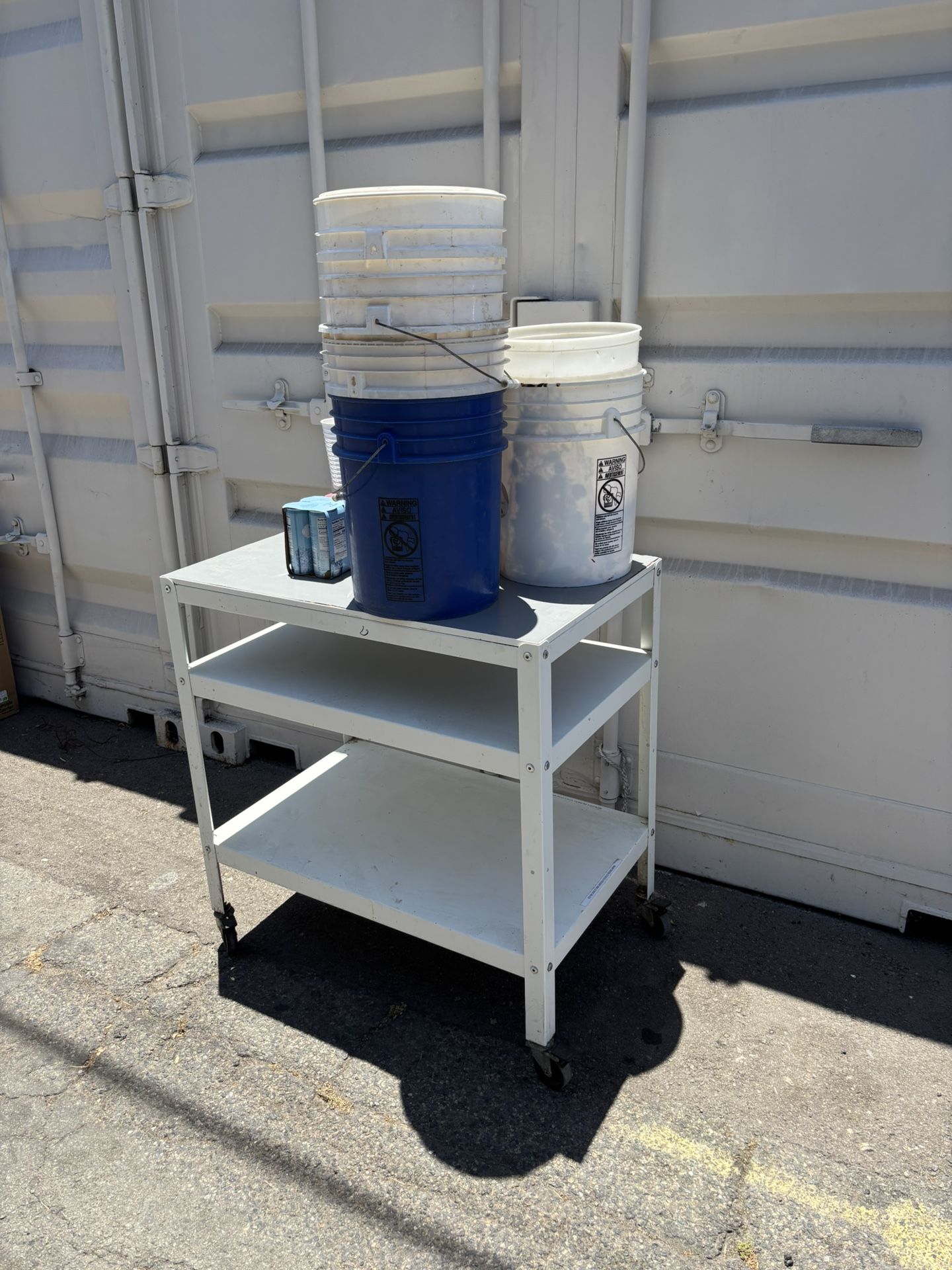 Free Cart And Buckets
