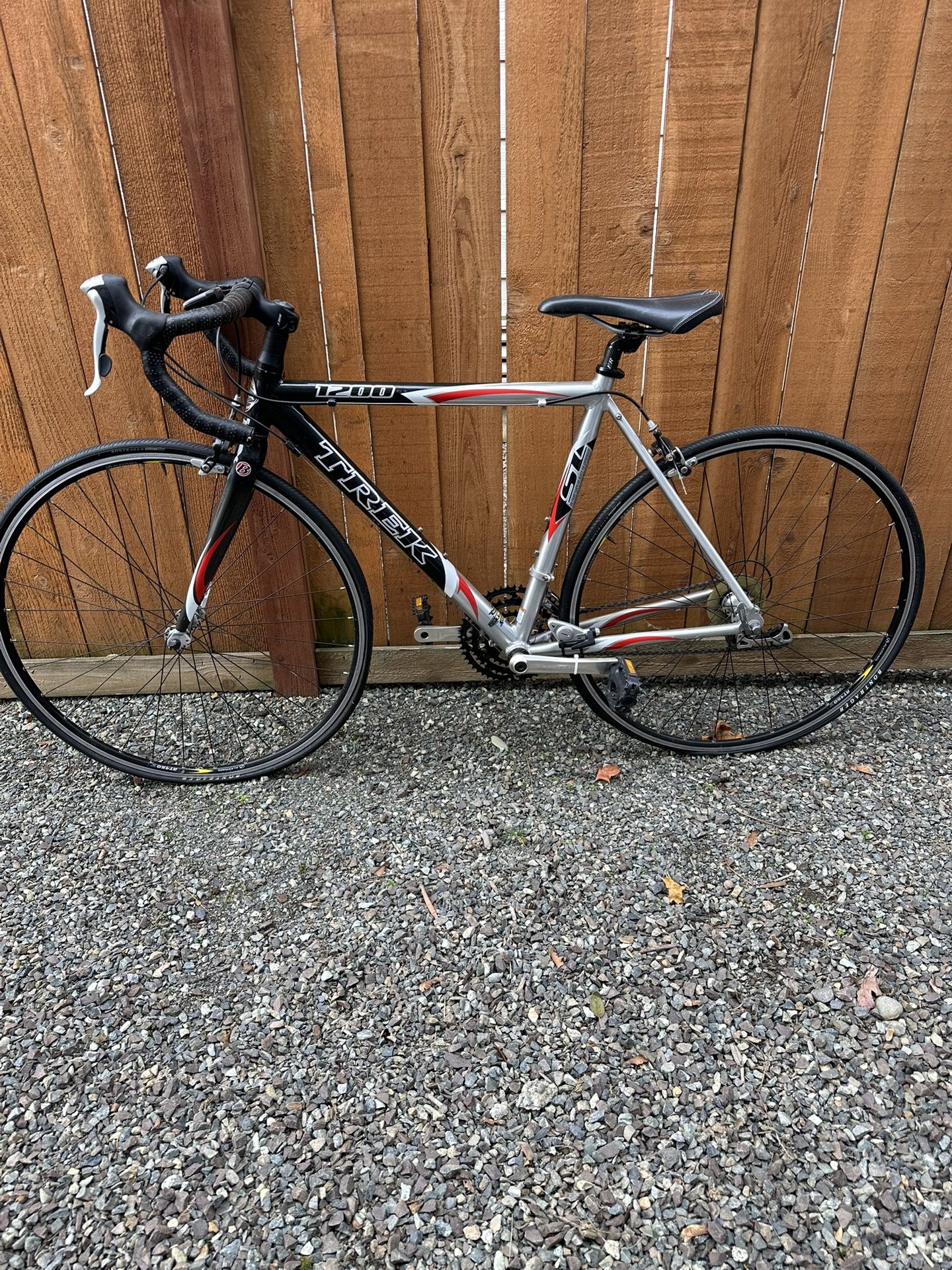 Trek 1200 SL Road Bike