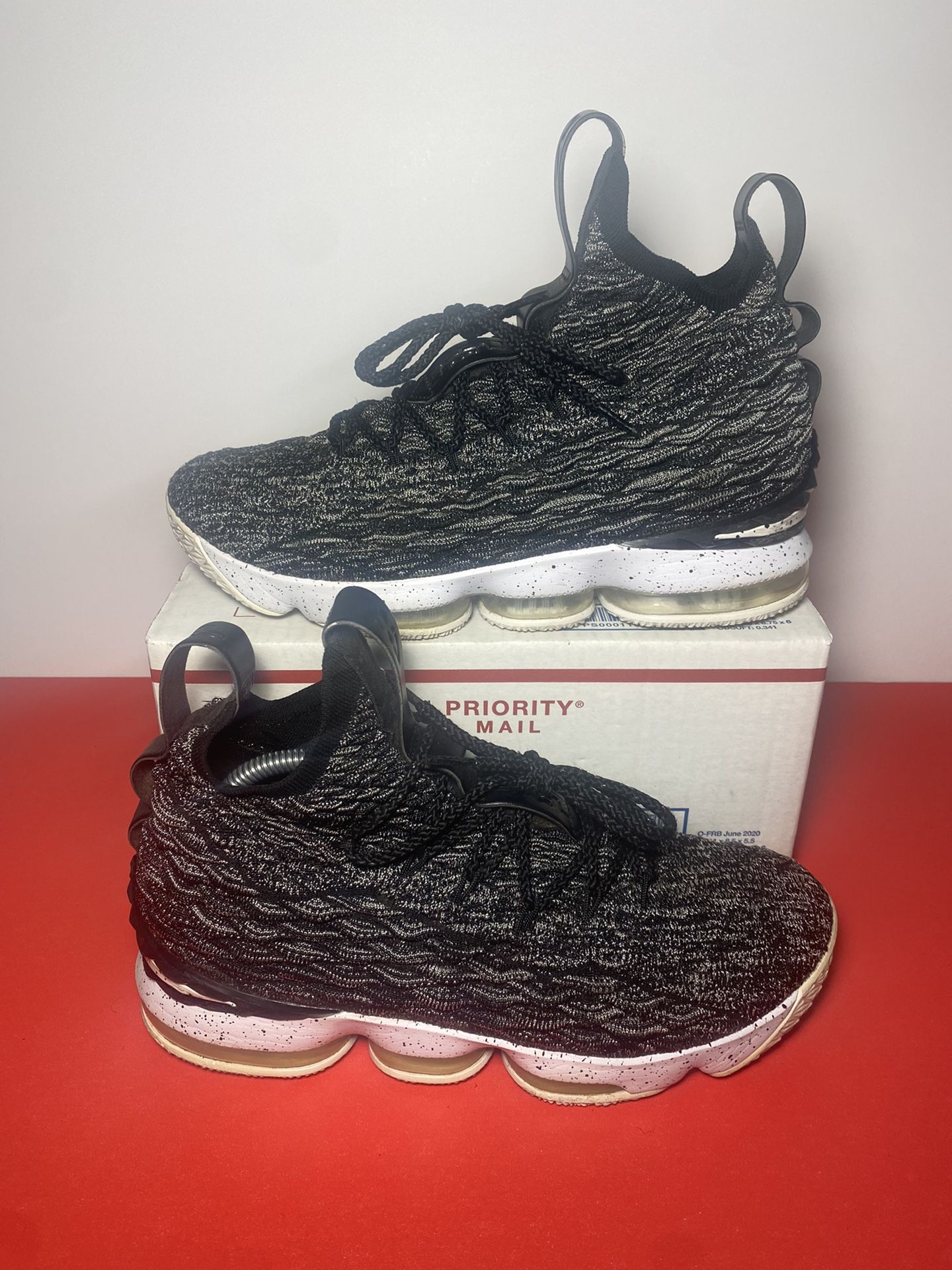 Nike LeBron 15 XV Ashes Black White Oreo Basketball Shoes 897648