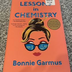 Lessons in Chemistry : A Novel by Bonnie Garmus (2022, Hardcover)