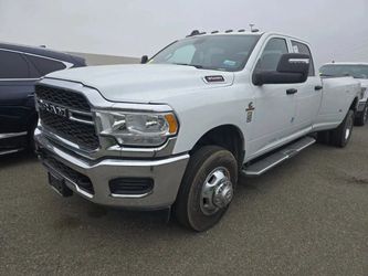 2024 Ram 3500 Crew Cab