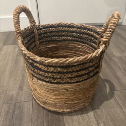 Handwoven Wicker Storage Basket 
