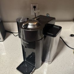 Nespresso coffee Machine