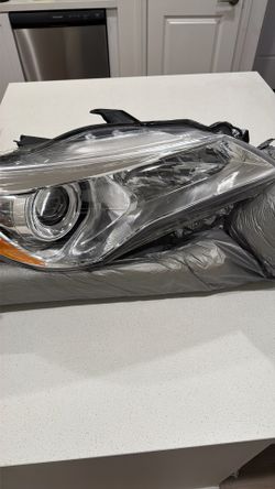 Headlights Toyota Camry