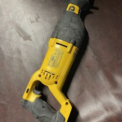 Dewalt Dcs381