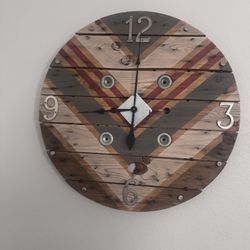 Handmade Clock From Wire Spool