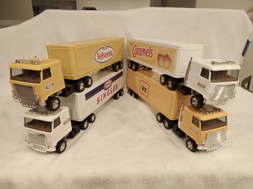 Ertl Scale Model Semi-Trucks