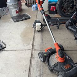 Black And Decker Lawn Mower Trimmer Can’t Find The Charger 