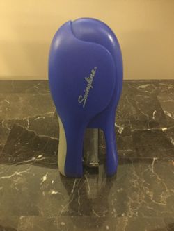 Swingline Blue Ergonomic Handheld Heavy Duty Stapler