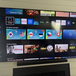 75in Samsung Smart TV AU8000