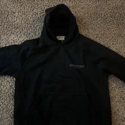 all black medium essentials hoodie 100% authentic serious buyers only 