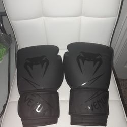 boxing Gloves