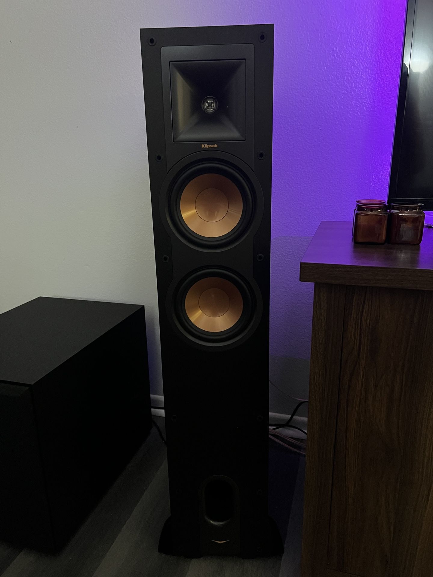 Klipsch R-26FA Tower Speakers (Pair)