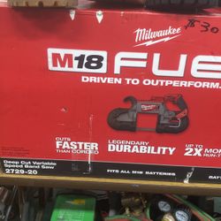 Bandsaw Milwaukee 