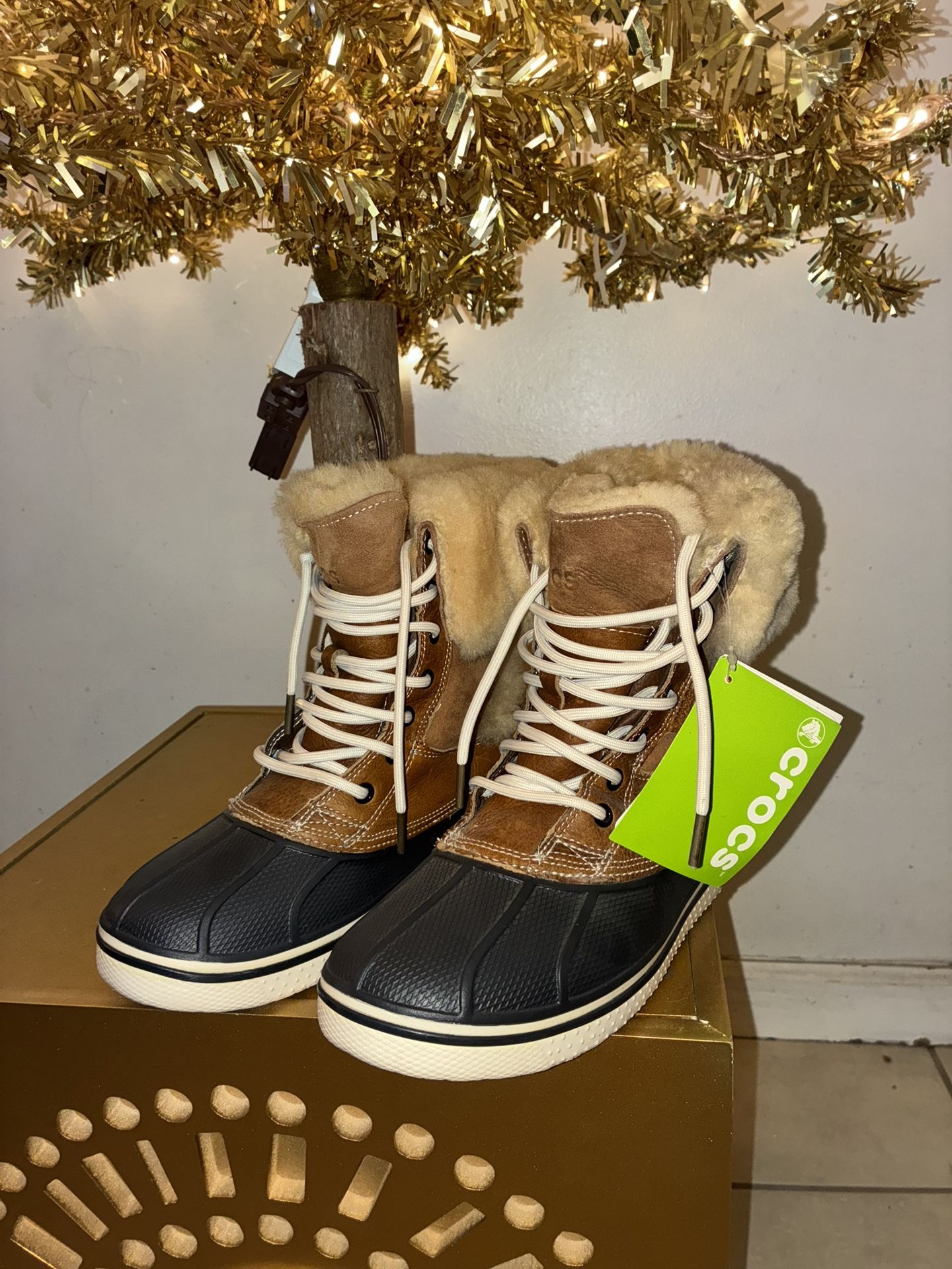 Crocs Allcast Luxe Duck Boot