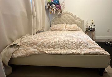 Queen Bed
