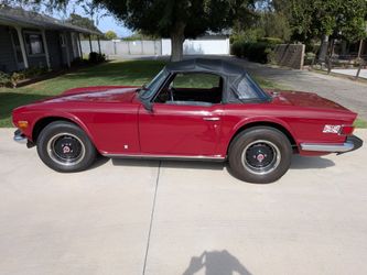 1974 TRIUMPH TR6-CONVERTIBLE