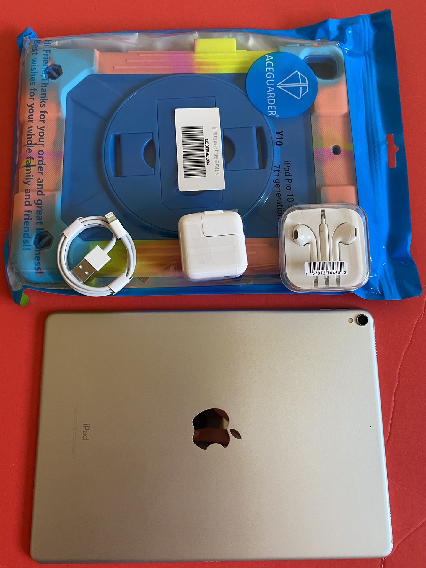 256GB Apple IPad Pro 10.5” (Retina Display/ latest iOS 15/ Touch