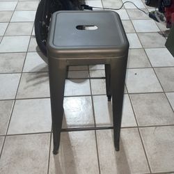 BAR STOOL