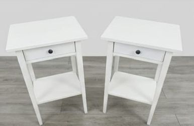 Beautiful White Nightstand Pair – $50