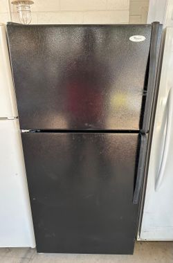Whirlpool Refrigerator (pick up only)