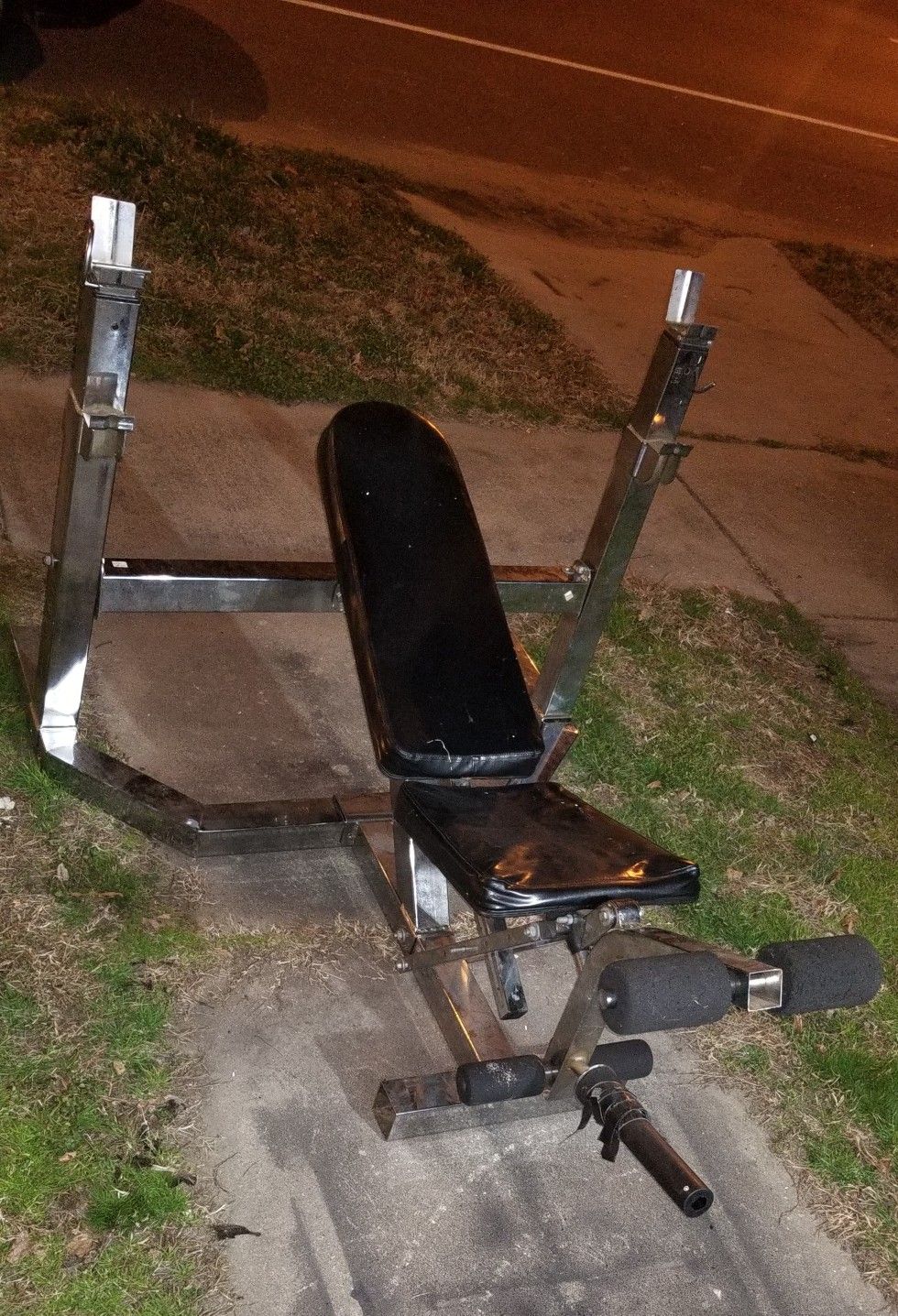 Heavy duty old school chrome olympic weight bench