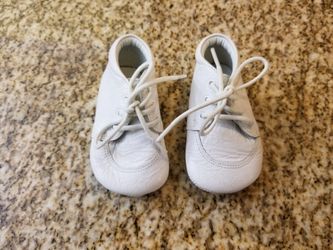Baby boy shoes size 2