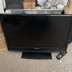 MAGNAVOX TV/ Remote Included