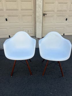 2 chairs