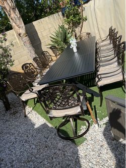 Outdoor dining 13 PCs table brand new