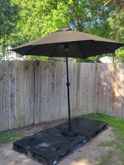 8' BLUETOOTH PATIO UMBRELLA 