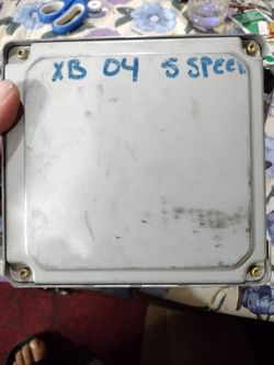 2004 Scion Xb Computer Box