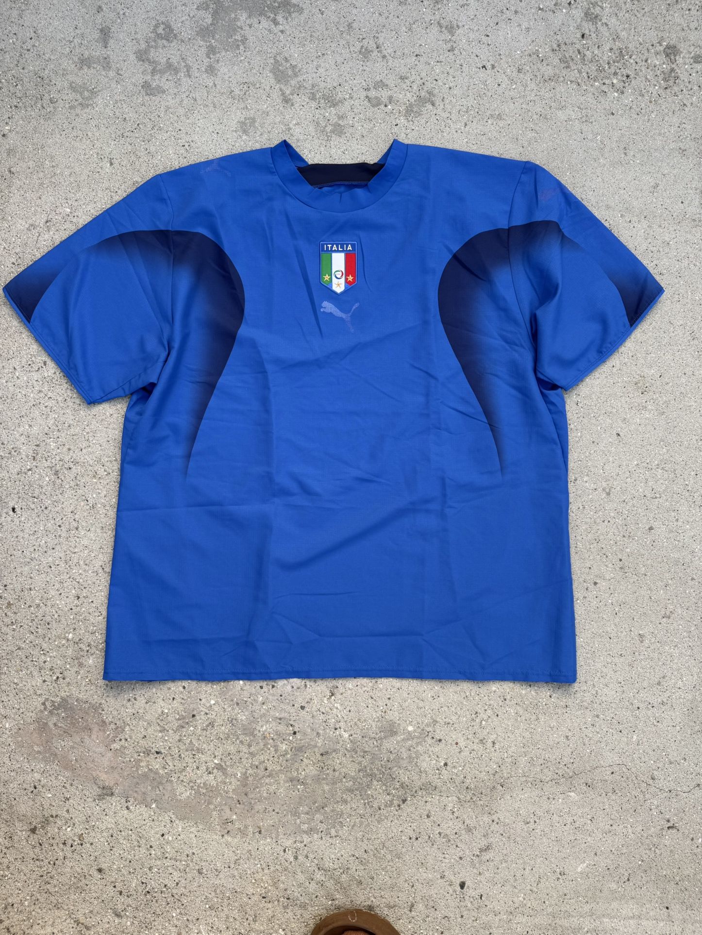 Blue Italy Puma football shirt size XXL