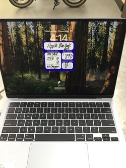 Apple MacBook Air M4 chip