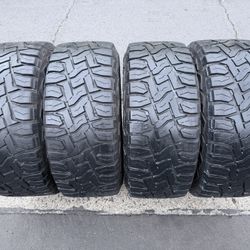 (4) 33x12.50R17 Toyo All Terrain 