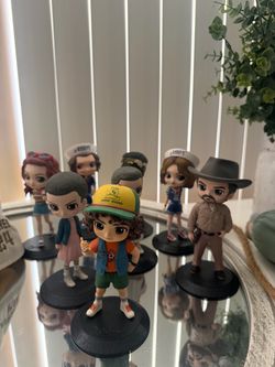 Stranger things qposket figures