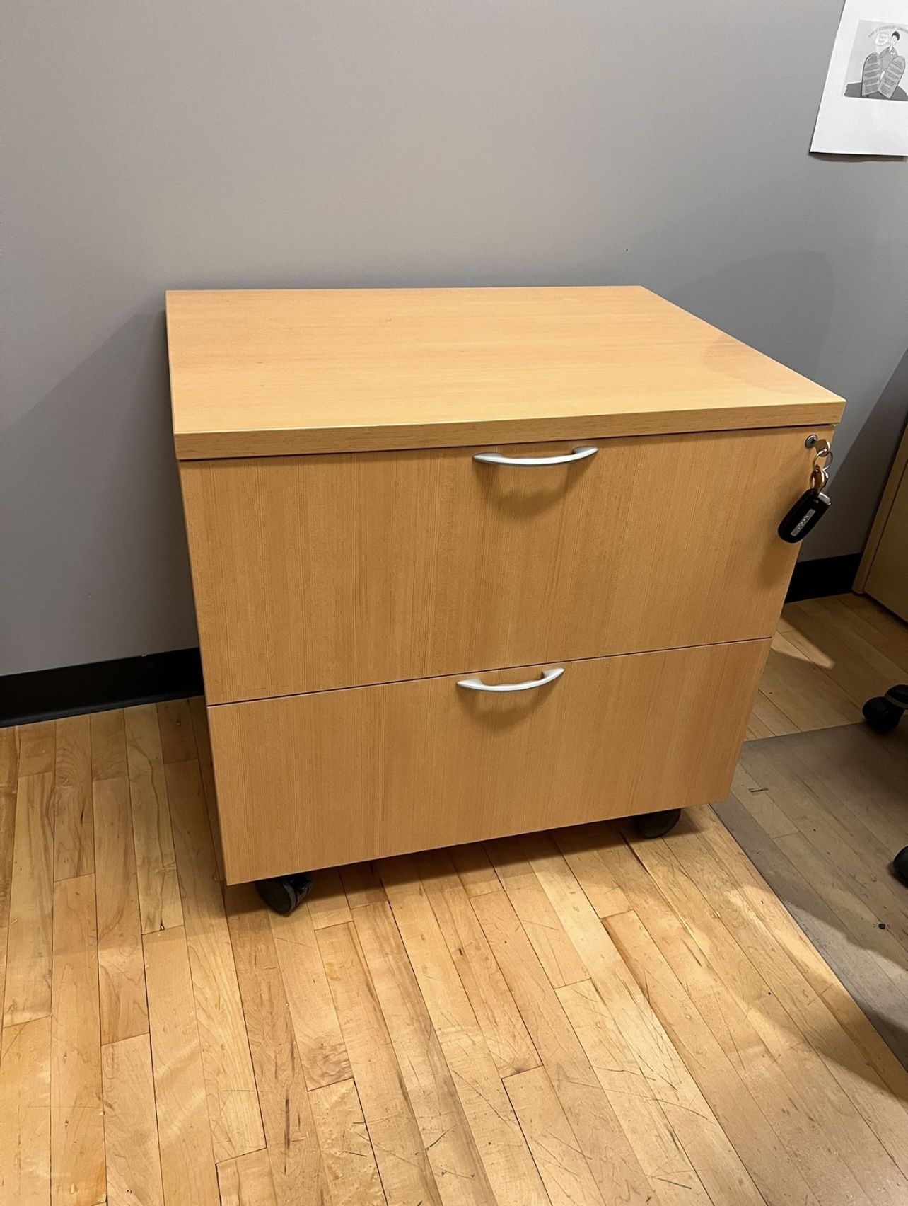 File cabinet With Lock And Key