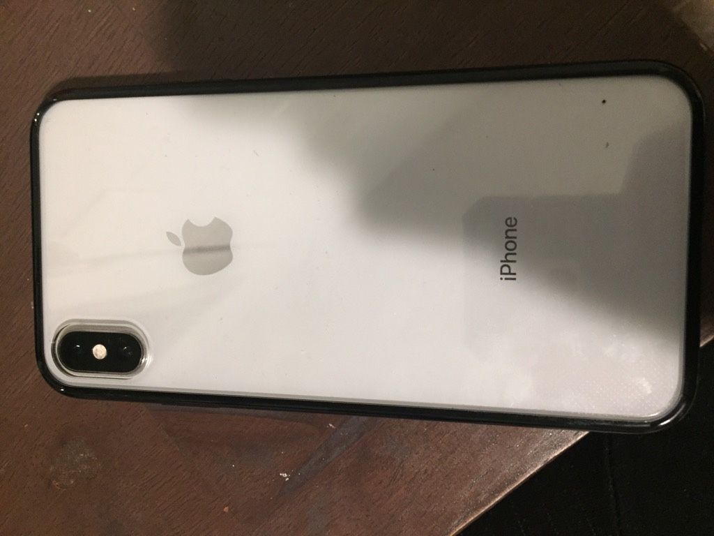 Unlocked iPhone XS max