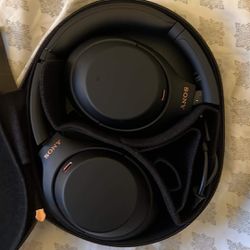 Sony WH-1000XM4 Noise Canceling Wireless Headphones