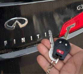 Auto keys/ car keys/ llaves para carro