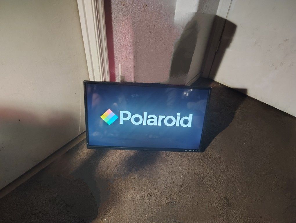 32" Polaroid Tv