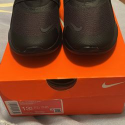 Boys Black Nike Shoes