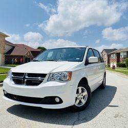Dodge Caravan Año 2012