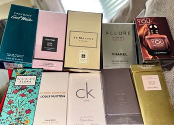 Colognes & Perfume