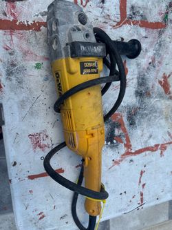 Dewalt sierra alternativa DWE305