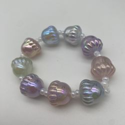 Pastel Acorn Pearl Iridescent Ivory beaded bracelet